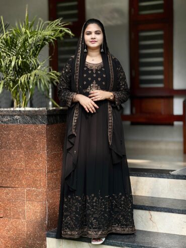 PARTY WEAR GOWN WITH SHWAL for Sale (All India Delivery Available..)