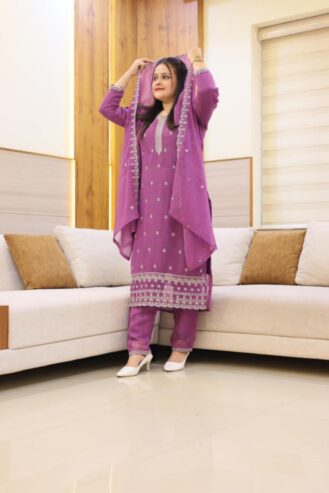 New stylish Salwar set for sale (All India Delivery Available)